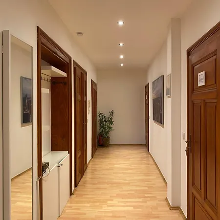 Modern & Cozy Leipzig-gohlis Homestay Leipzig